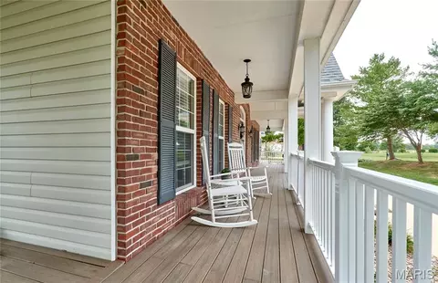 Exterior - 409 Westridge Dr, Troy, MO 63379 photo 5 of 13