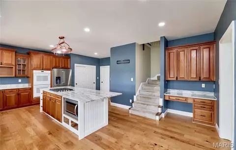 Kitchen - 409 Westridge Dr, Troy, MO 63379 photo 7 of 12
