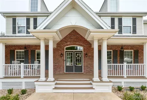 Exterior - 409 Westridge Dr, Troy, MO 63379 photo 2 of 13