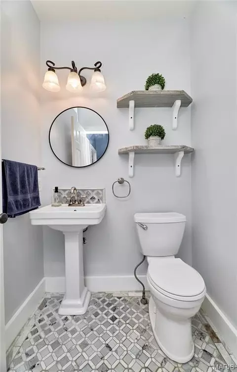 Bath - 409 Westridge Dr, Troy, MO 63379 photo 1 of 12