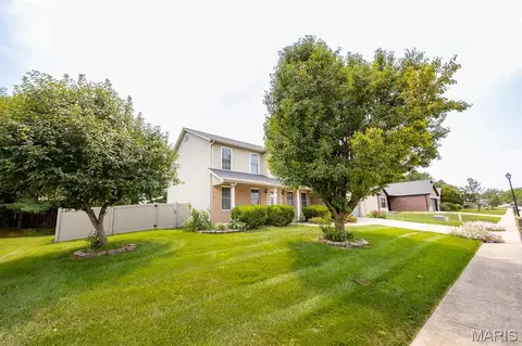 Exterior - 707 Wheatfield Rd, O'fallon, IL 62269 photo 10 of 10