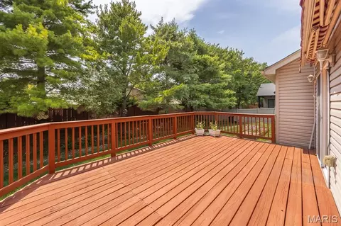 Exterior - 707 Wheatfield Rd, O'fallon, IL 62269 photo 5 of 10
