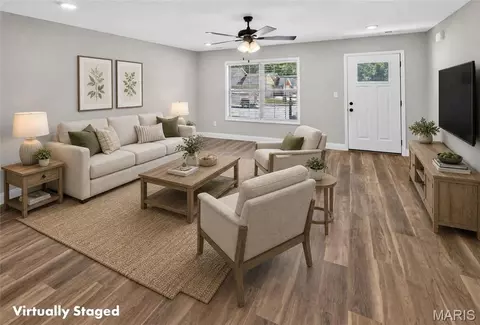 Living - 5178 Caney Fork St, Jackson, MO 63755 photo 1 of 4