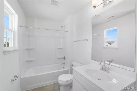 Bath - 375 Olympic Dr, Gray Summit, MO 63069 photo 3 of 3