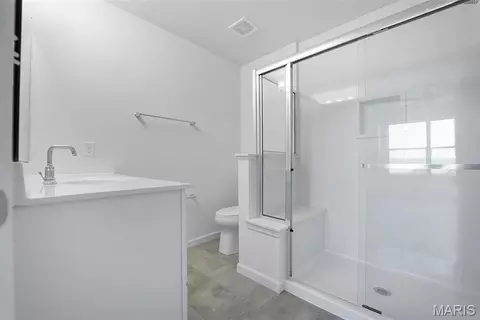 Bath - 375 Olympic Dr, Gray Summit, MO 63069 photo 1 of 3
