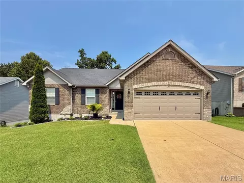 611 Louisbourg Dr, Hillsboro, MO 63050