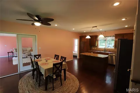 Dining - 11697 John Emling Rd, Bismarck, MO 63624 photo 1 of 1