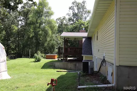 Exterior - 11697 John Emling Rd, Bismarck, MO 63624 photo 5 of 15