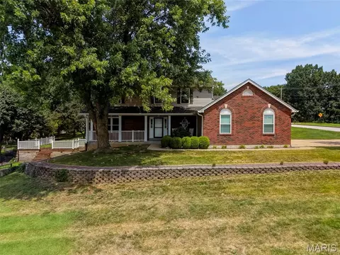 Other - 701 Loretta Dr, O'fallon, MO 63366 photo 3 of 24