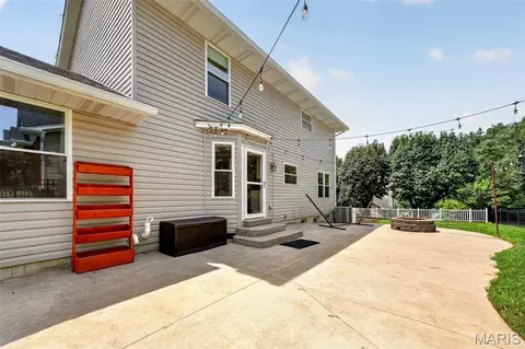 Exterior - 701 Loretta Dr, O'fallon, MO 63366 photo 7 of 17