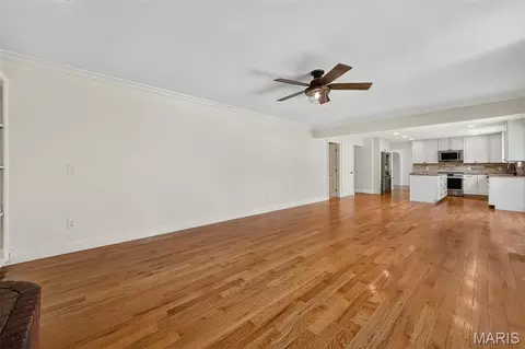 Living - 701 Loretta Dr, O'fallon, MO 63366 photo 7 of 13