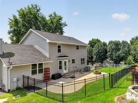 Exterior - 701 Loretta Dr, O'fallon, MO 63366 photo 10 of 17