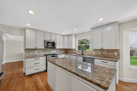 Kitchen - 701 Loretta Dr, O'fallon, MO 63366 photo 1 of 9