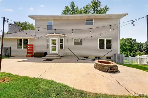 Exterior - 701 Loretta Dr, O'fallon, MO 63366 photo 16 of 17