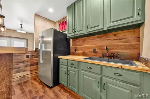 Kitchen - 701 Loretta Dr, O'fallon, MO 63366 photo 9 of 9