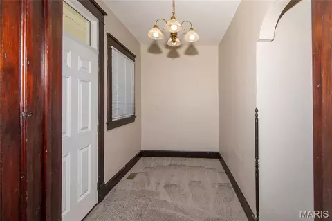 Entry Way - 629 E C St, Belleville, IL 62220 photo 2 of 4