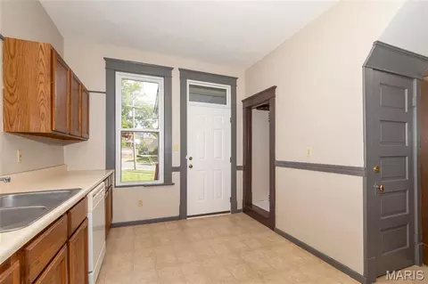 Other - 629 E C St, Belleville, IL 62220 photo 2 of 5