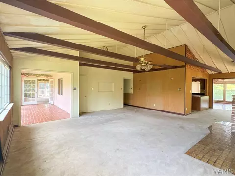 Living - 1500 Highway K, Saint Clair, MO 63077 photo 2 of 4