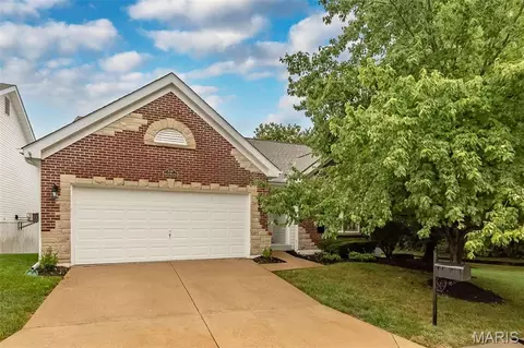 Exterior - 537 Boulder River Dr, O'fallon, MO 63368 photo 1 of 8