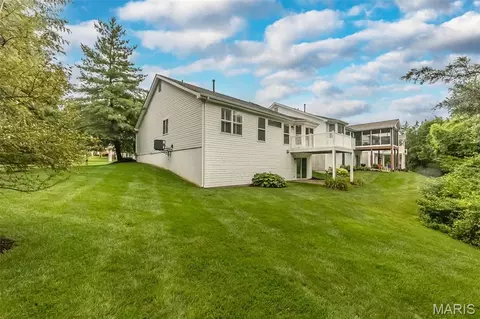 Exterior - 537 Boulder River Dr, O'fallon, MO 63368 photo 6 of 8