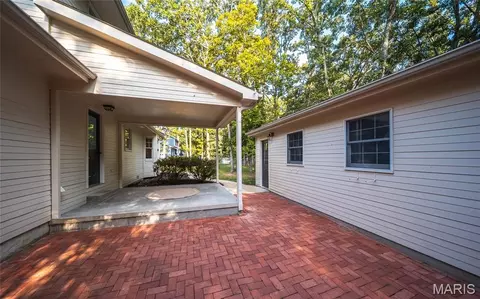 Exterior - 807 Lariat Ln, Rolla, MO 65401 photo 12 of 16