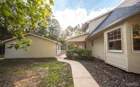 Exterior - 807 Lariat Ln, Rolla, MO 65401 photo 14 of 16
