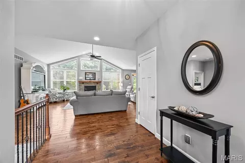Entry Way - 270 Vatterott Farm Rd, Pacific, MO 63069 photo 1 of 1