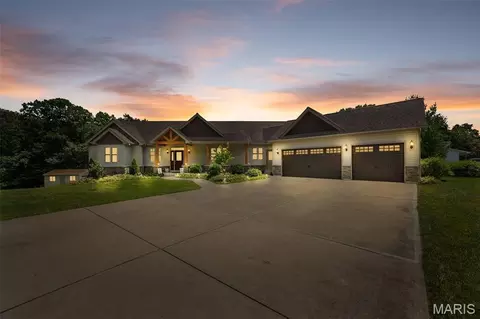 Exterior - 270 Vatterott Farm Rd, Pacific, MO 63069 photo 2 of 8