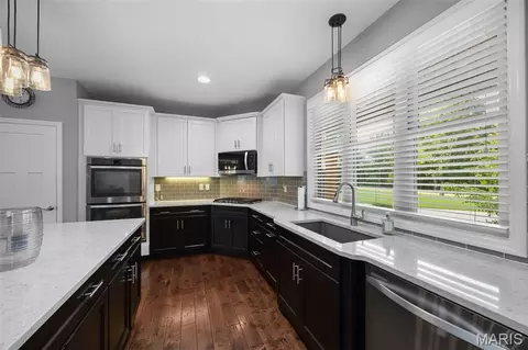 Kitchen - 270 Vatterott Farm Rd, Pacific, MO 63069 photo 3 of 4