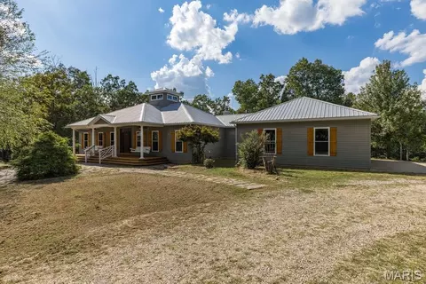 1776 Liberty Ln, Valles Mines, MO 63087