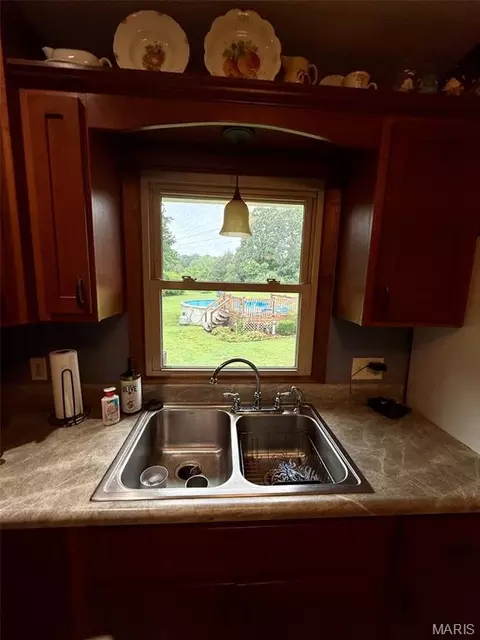 Kitchen - 66 Edith Dr, Bourbon, MO 65441 photo 4 of 4