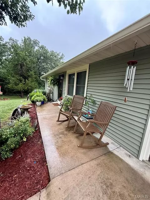 Exterior - 66 Edith Dr, Bourbon, MO 65441 photo 3 of 7