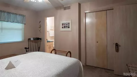 Bedroom - 34 Trigger Rd, Linn Creek, MO 65052 photo 4 of 5