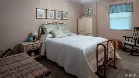 Bedroom - 34 Trigger Rd, Linn Creek, MO 65052 photo 3 of 5