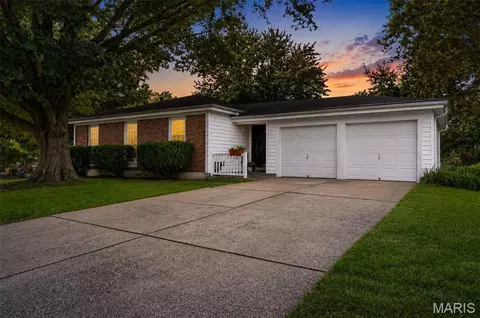 1319 Brandywine Ln, Saint Peters, MO 63376