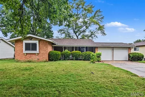 5172 Priorybrook Rd, Black Jack, MO 63033
