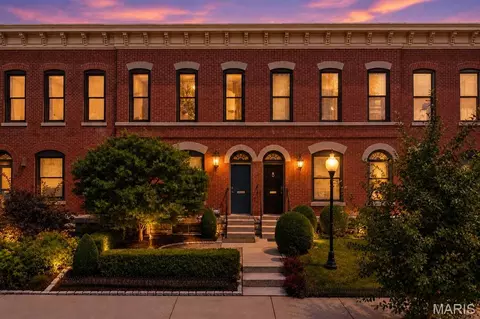 4429 Oakland Ave, Saint Louis, MO 63110
