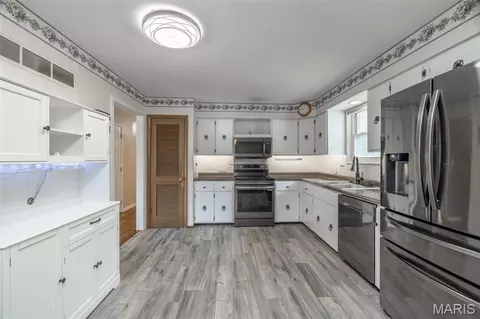 Kitchen - 1439 Twin Oaks Dr, Arnold, MO 63010 photo 1 of 2