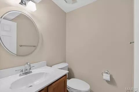 Bath - 259 Cheval Square Dr, Chesterfield, MO 63005 photo 5 of 5