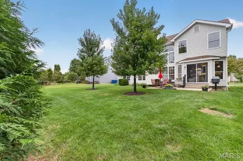 Exterior - 259 Cheval Square Dr, Chesterfield, MO 63005 photo 4 of 8