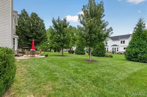Exterior - 259 Cheval Square Dr, Chesterfield, MO 63005 photo 3 of 8