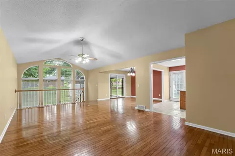 Living - 815 Pecan Ln, Jackson, MO 63755 photo 1 of 3