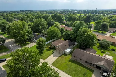 View/Area - 815 Pecan Ln, Jackson, MO 63755 photo 4 of 5