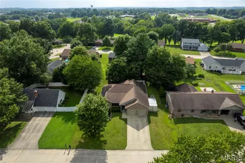 View/Area - 815 Pecan Ln, Jackson, MO 63755 photo 3 of 5