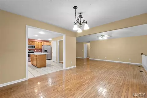 Living - 815 Pecan Ln, Jackson, MO 63755 photo 3 of 3