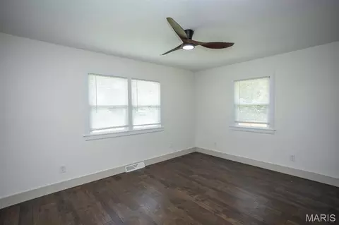 Other - 804 E Main St, Richland, MO 65556 photo 3 of 8