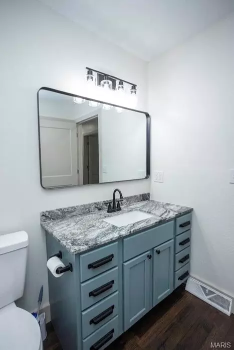 Bath - 804 E Main St, Richland, MO 65556 photo 7 of 7