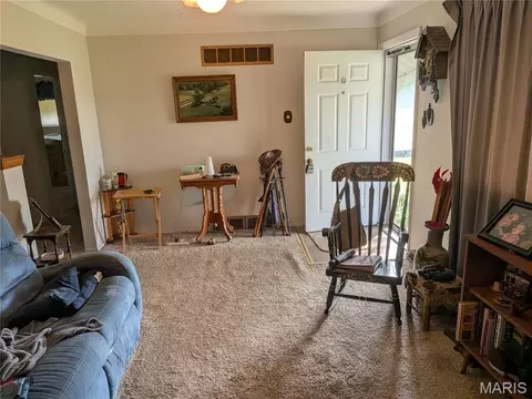 Entry Way - 2891 Rinnie Ct, Arnold, MO 63010 photo 1 of 2