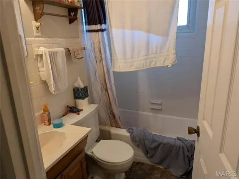 Bath - 2891 Rinnie Ct, Arnold, MO 63010 photo 1 of 1
