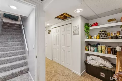 Entry Way - 871 Molloy Dr, O'fallon, MO 63366 photo 2 of 2
